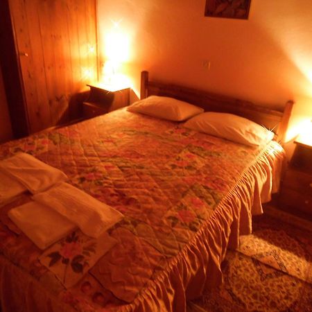 Elatos Rooms Mikro Chorio  ภายนอก รูปภาพ